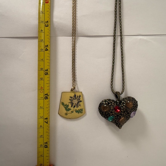 Set Of Two Vintage Necklaces Heart And Cloisonné - Picture 7 of 7